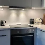 Thenorthernexplorer Penthouse *