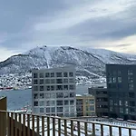 Апартаменты Thenorthernexplorer Penthouse