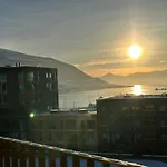 Thenorthernexplorer Penthouse Апартаменты Тромсё