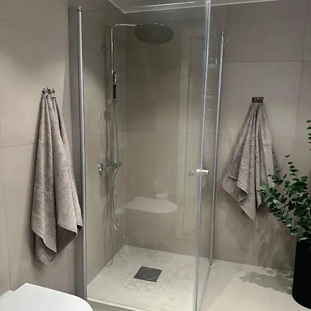 Thenorthernexplorer Penthouse *