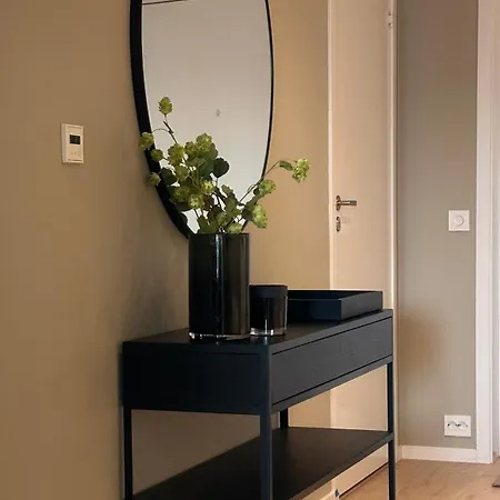 Thenorthernexplorer Penthouse Apartment