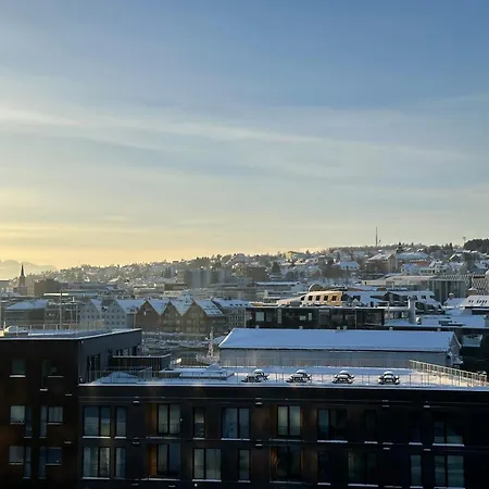 Thenorthernexplorer Penthouse *