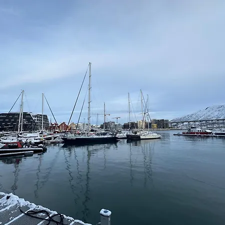 Thenorthernexplorer Penthouse Daire Tromsø